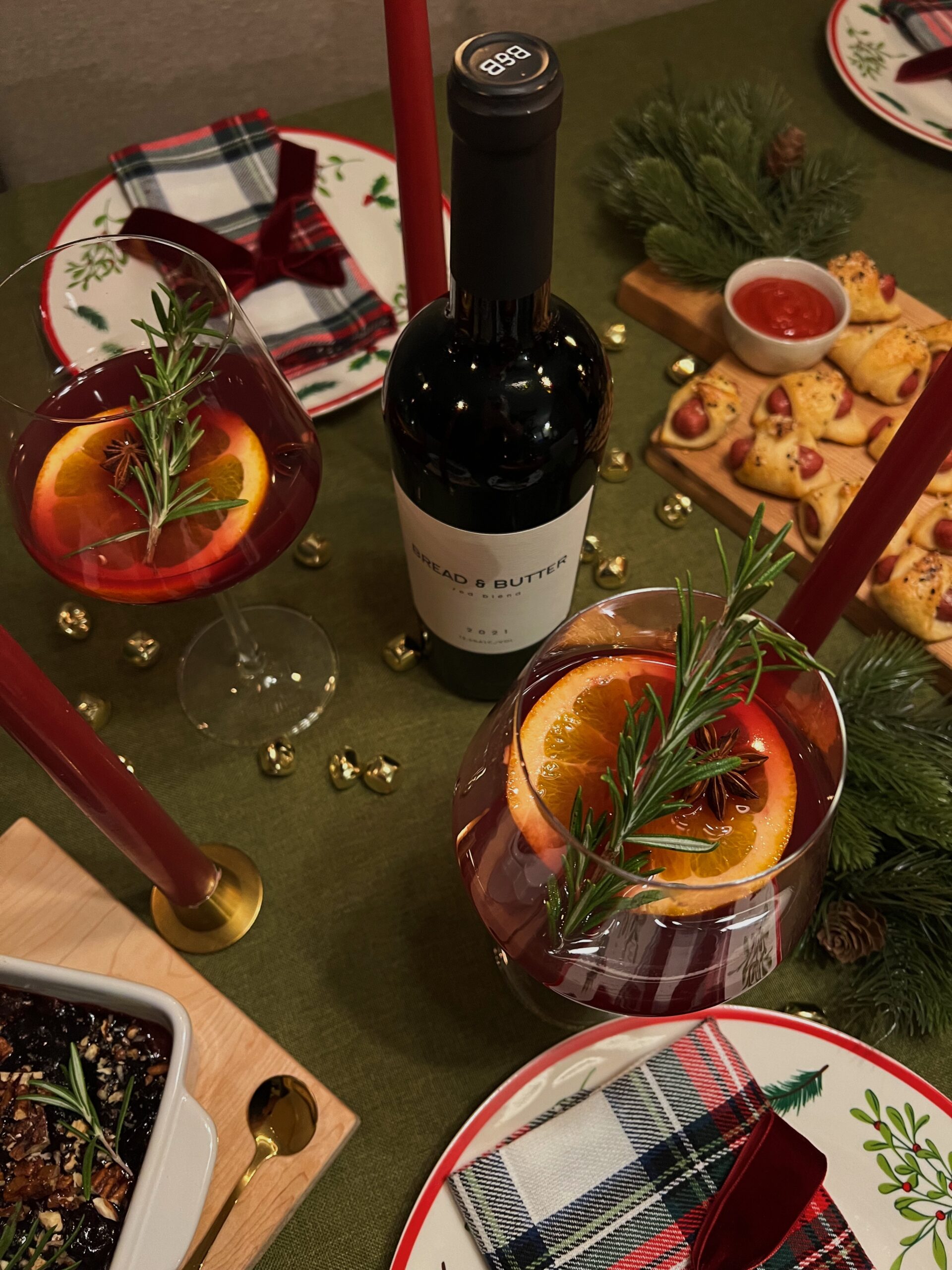 Holiday Tablescape with Winter Sangria hero image