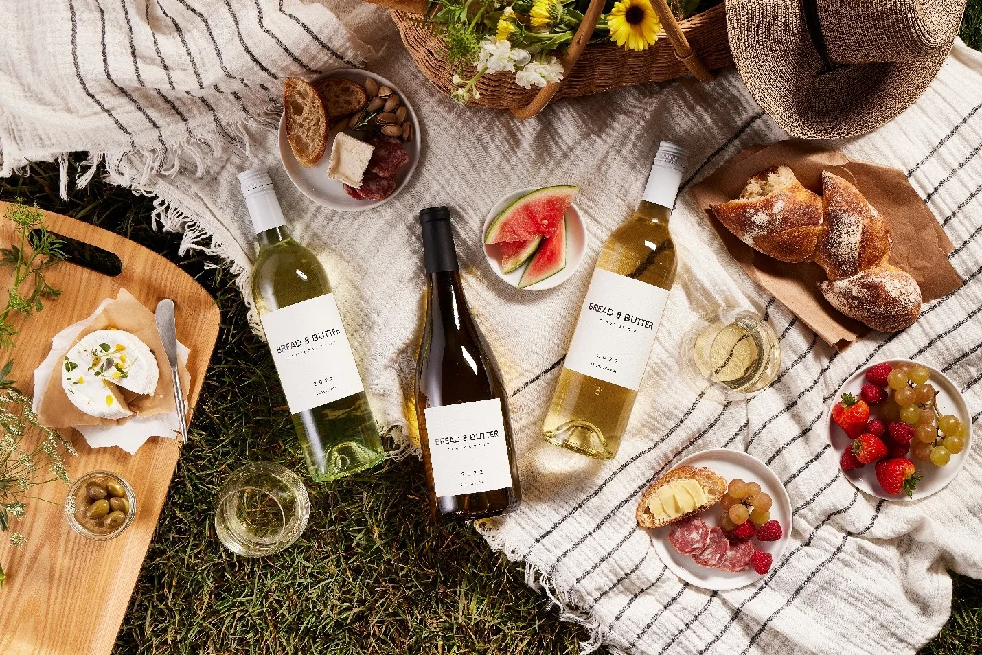 Sip Into Summer: 4 Wine Spritzes Worth Obsessing Over hero image